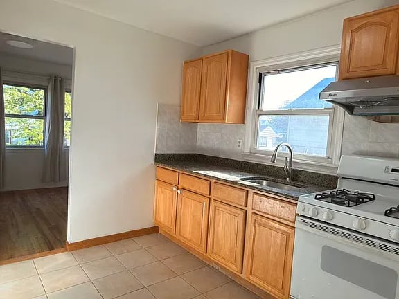 221-47 59 Ave #2FL