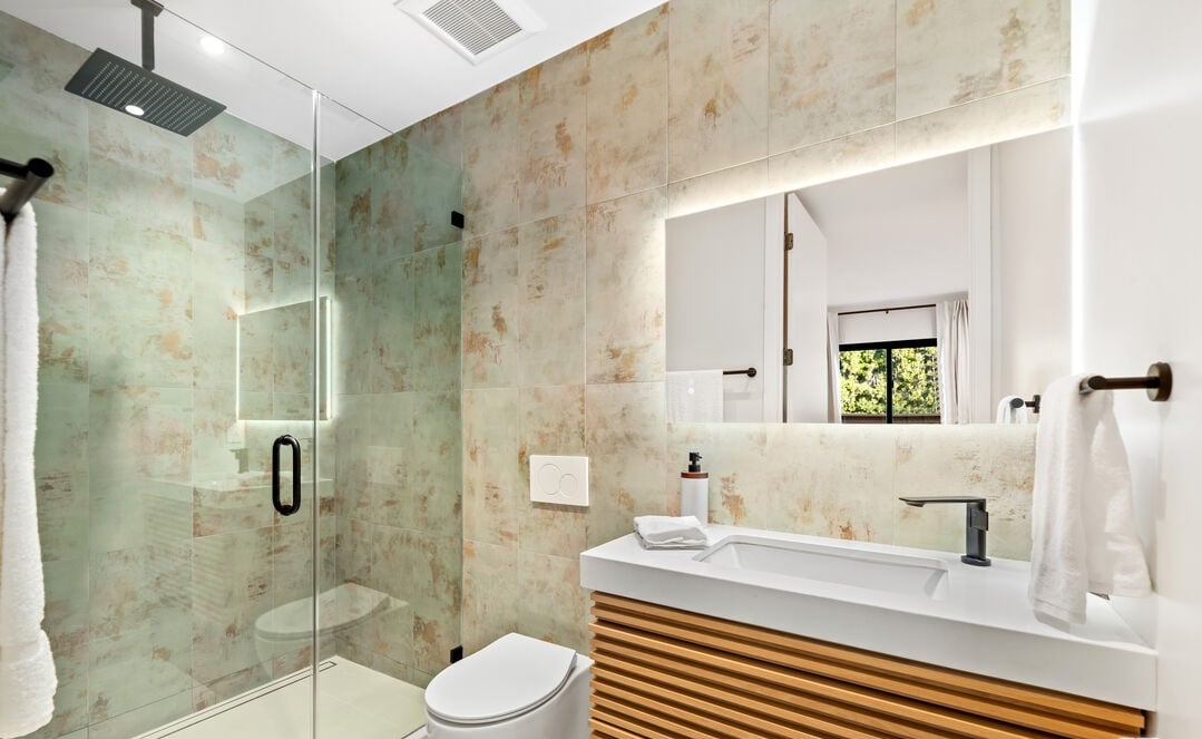 Zenith Estate, S La Jolla Ave, 90048