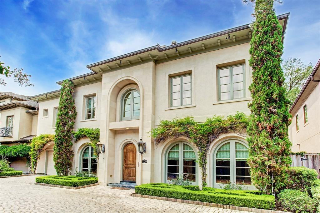1120 Wynden Villa Dr