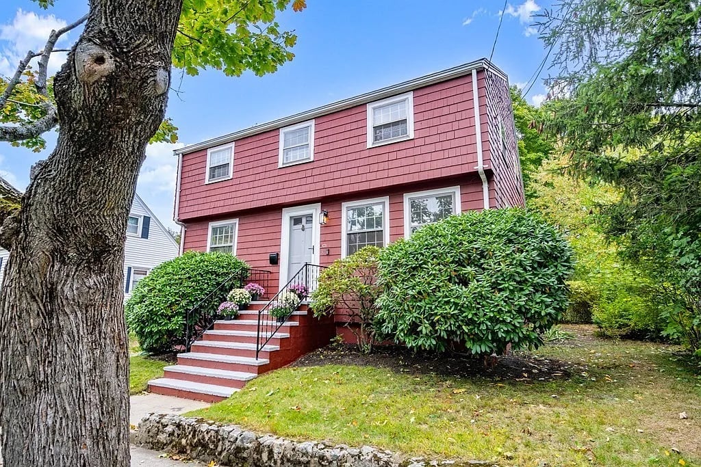 31 Eastern Ave