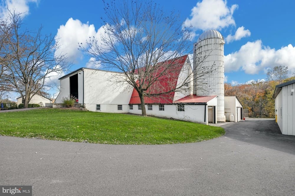 1315 Pineville Rd