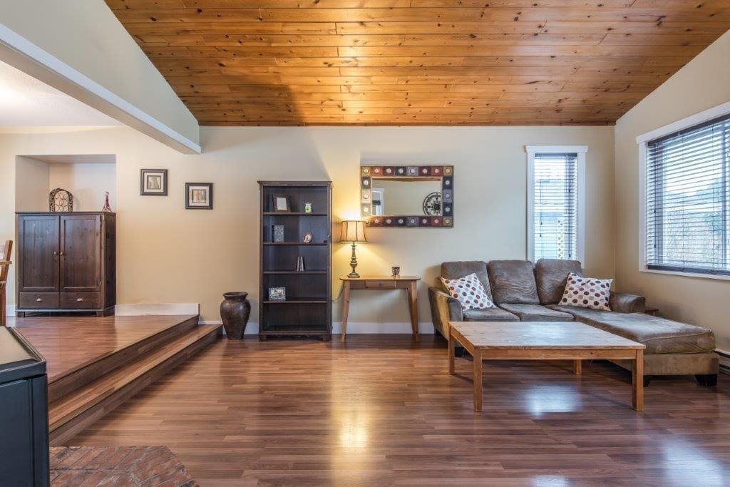 1002 Cypress Pl