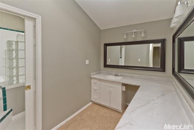 Another Home Sold in Sacramento by Gonsalves!