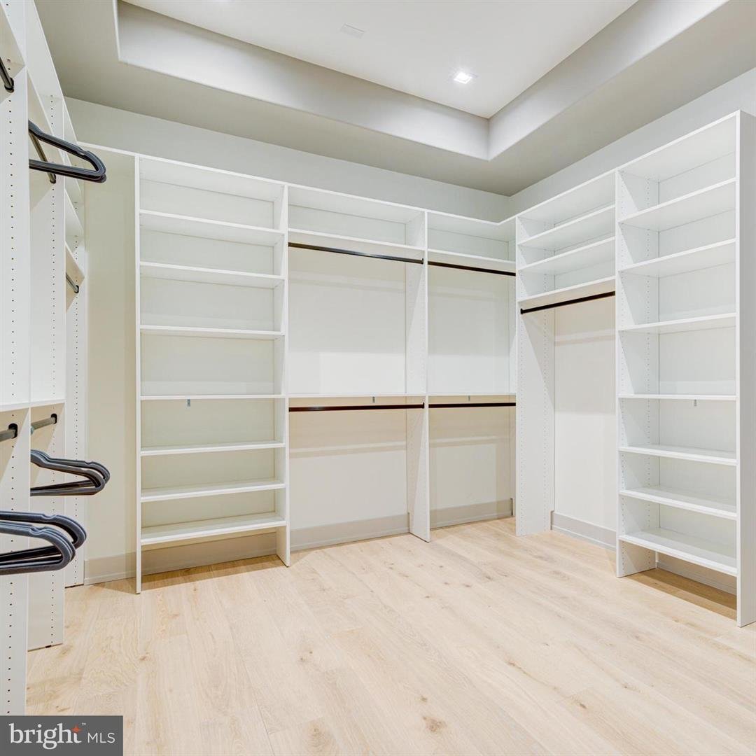 109 S 24th St, Philadelphia, PA 19103