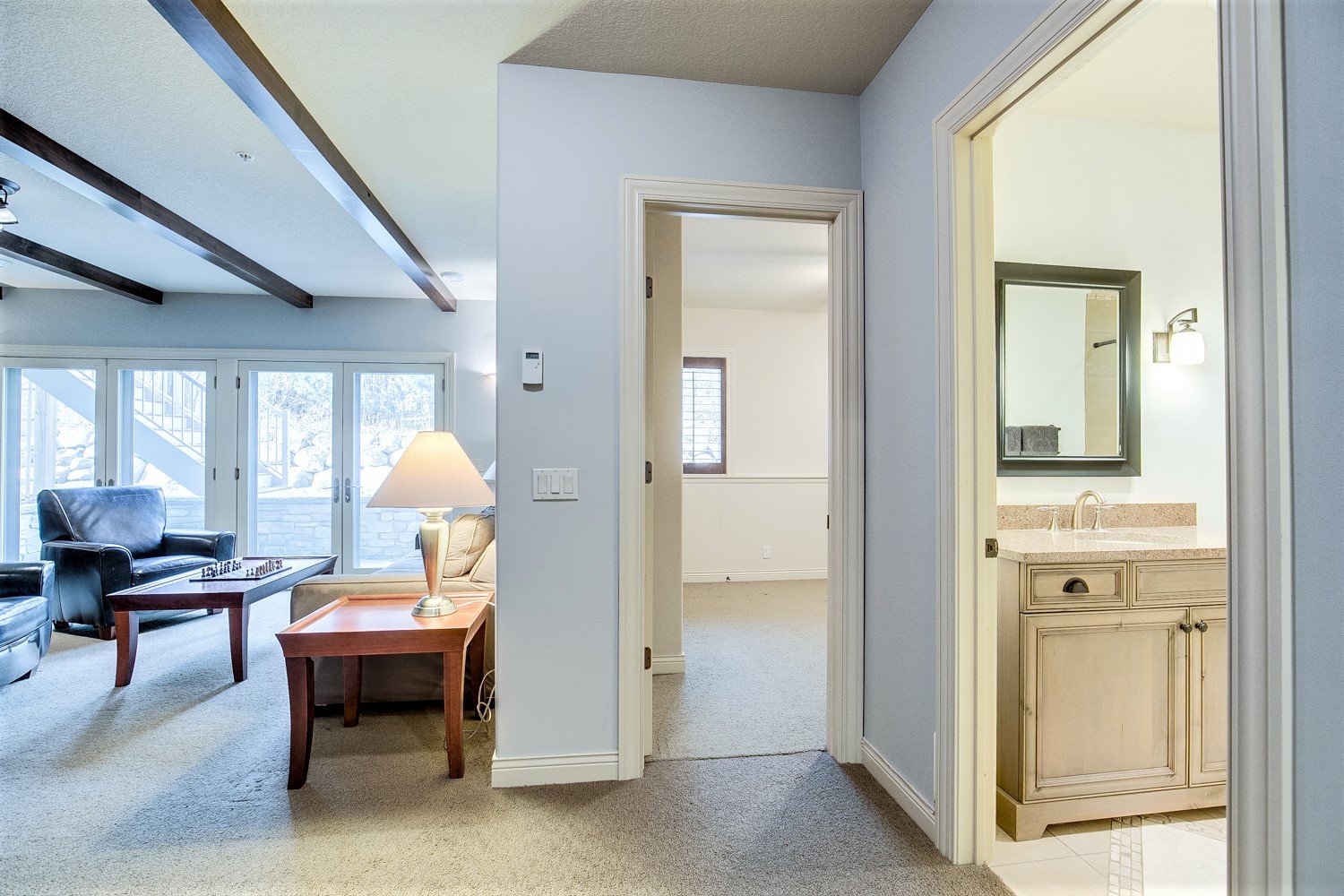 Luxurious Walkout End-Unit in Private Setting