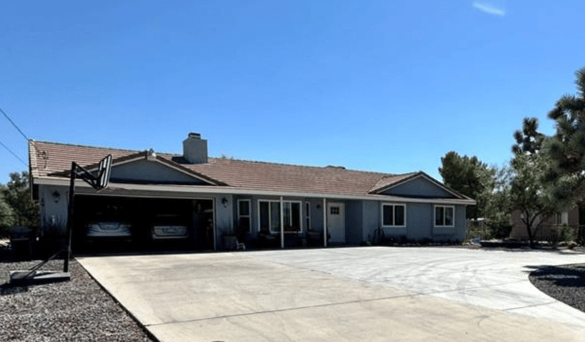 14755 Mauna Loa St, Hesperia 