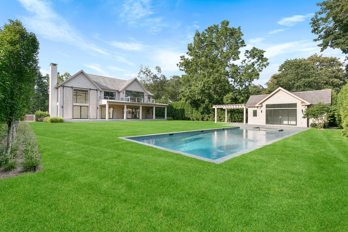 Newman Avenue, Bridgehampton