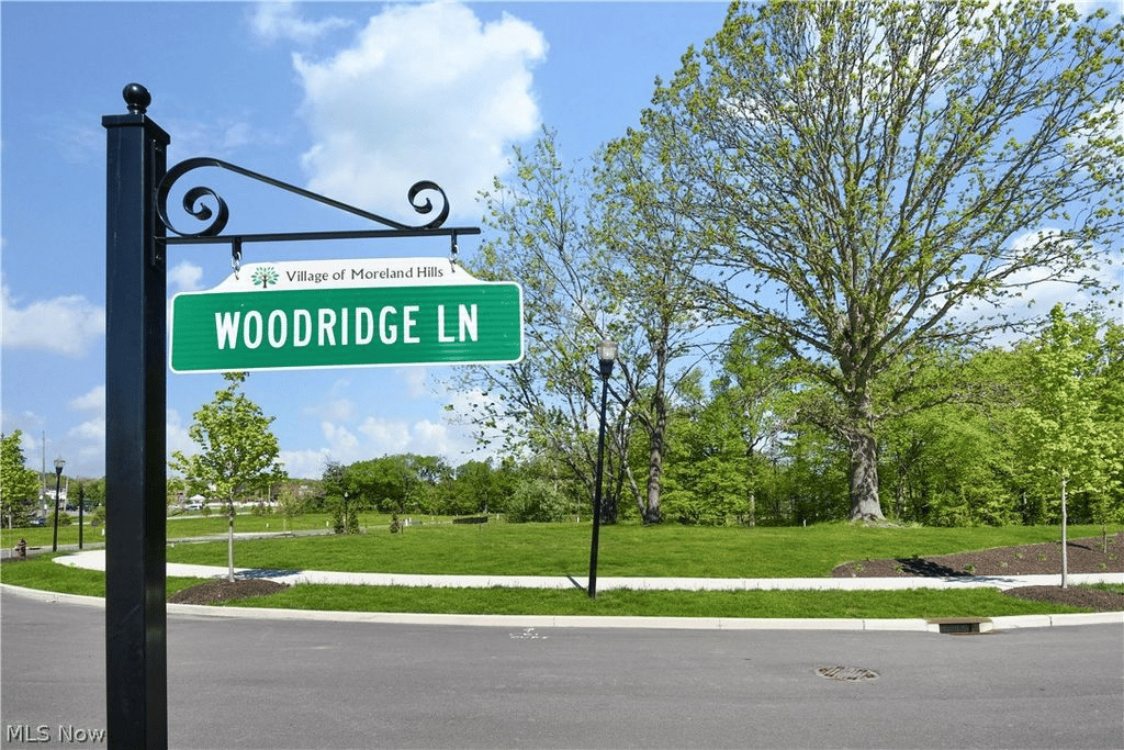 22-SL Woodridge Ln