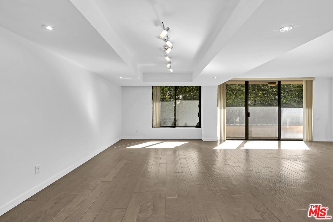 10590 Wilshire Blvd #307 and #2A