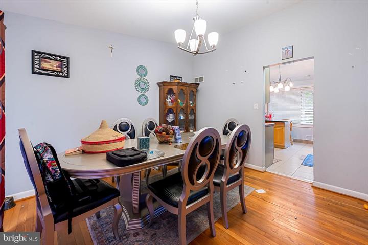 1202 Dunoon Ct