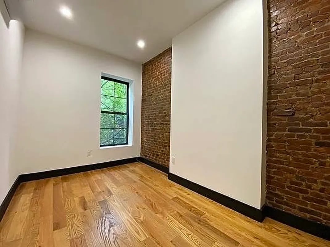758 Putnam Ave 3