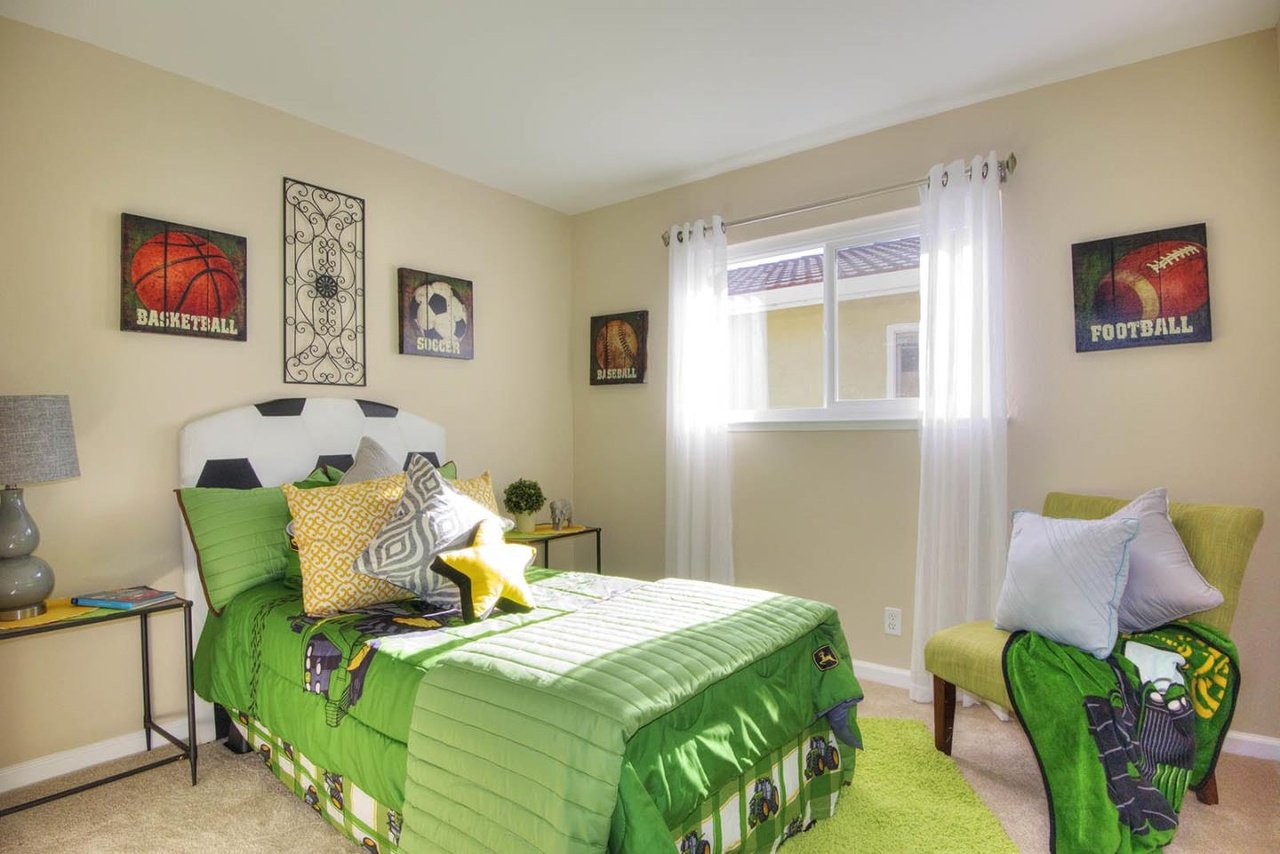 455 S Park Victoria Dr