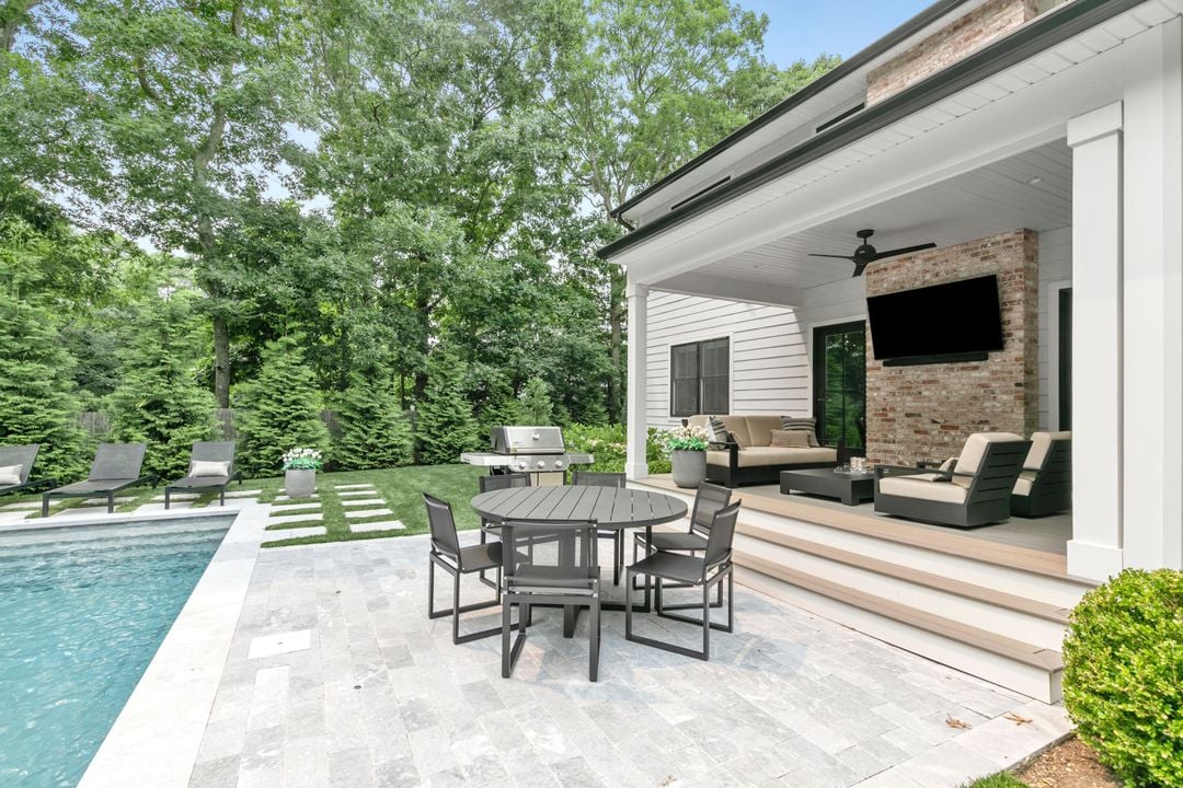 90 Roses Grove Rd