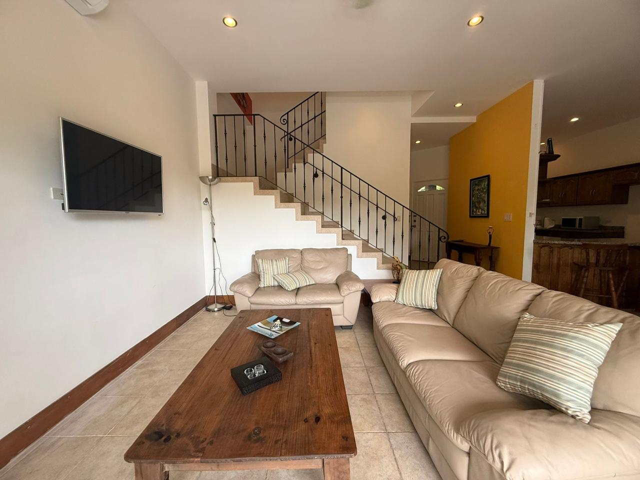 Private Gated Townhouse in Community minutes from Los Suenos Marina