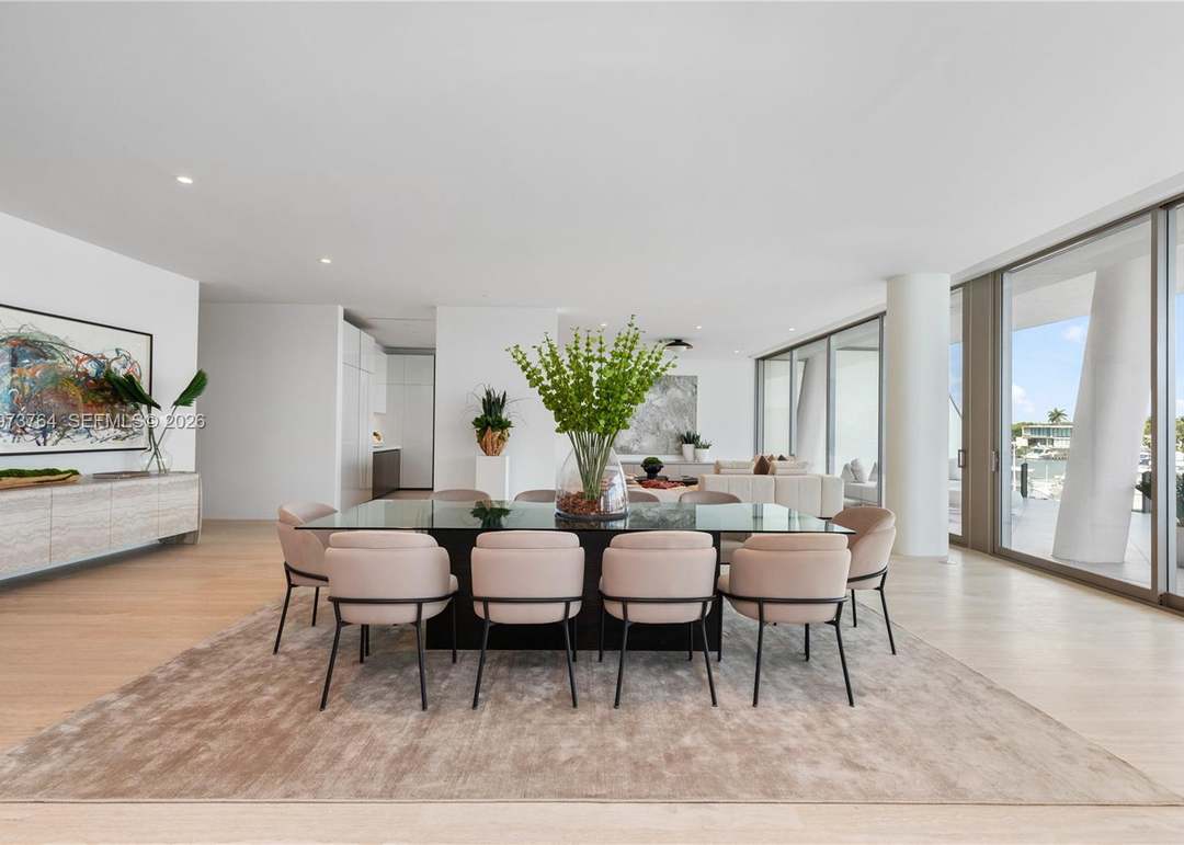 5 Grove Isle Dr Unit S201