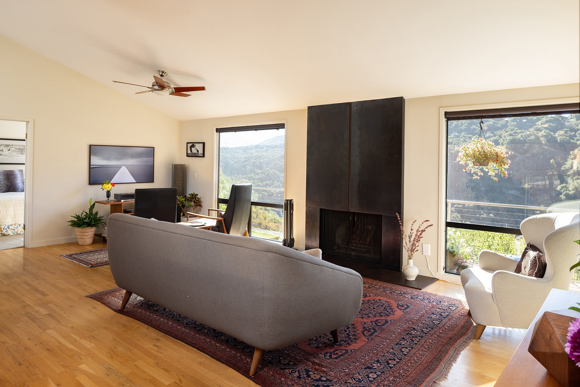 The Valley Hideaway