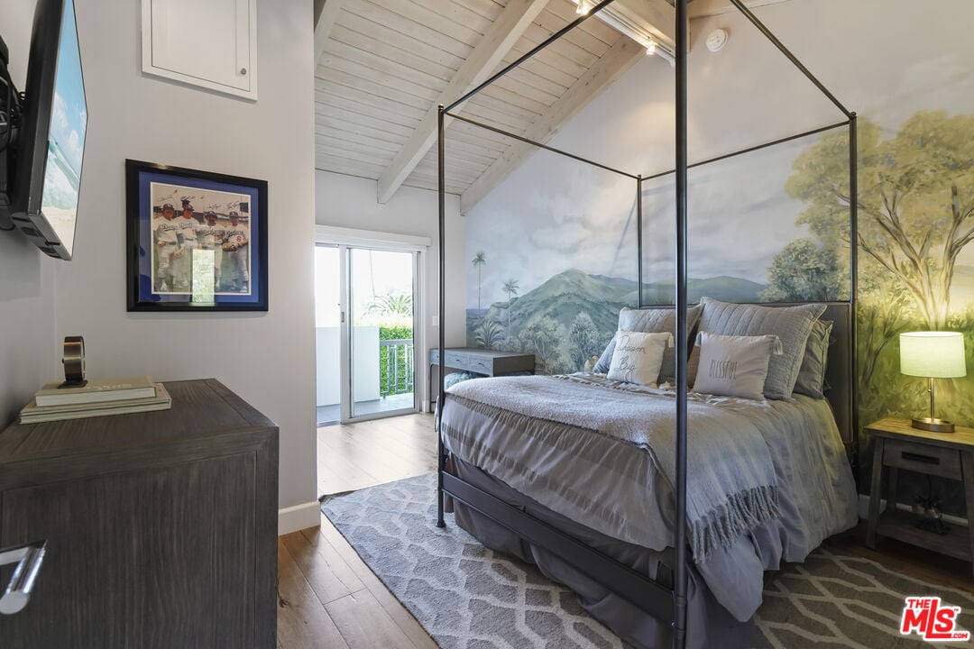 Solis Vista, Serra Rd, 90265