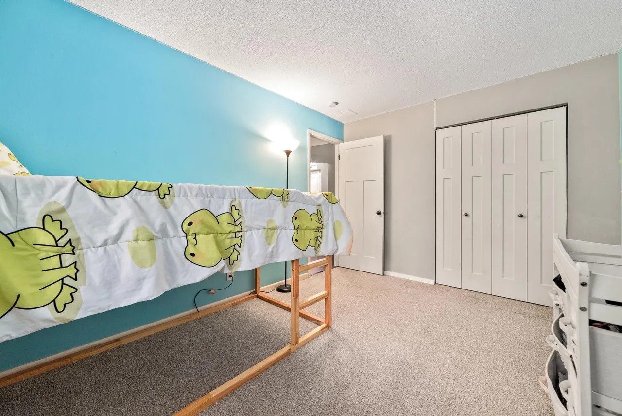172 River Woods Ln