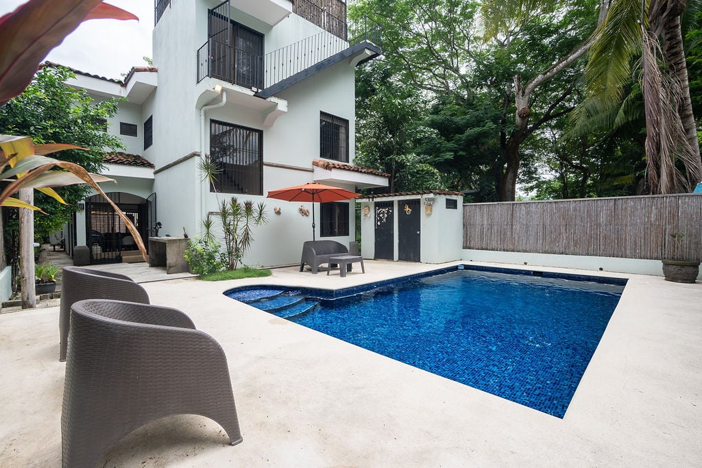 Casa Reye | Stunning 3-Bedroom Beach Home with Rooftop Ocean Views and Private Pool in Surfside, Playa Potrero