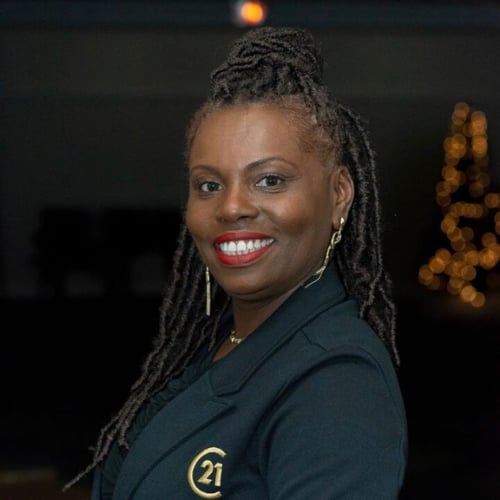 Cecilia Lewis Pearl River, NY Real Estate Agent Headshot