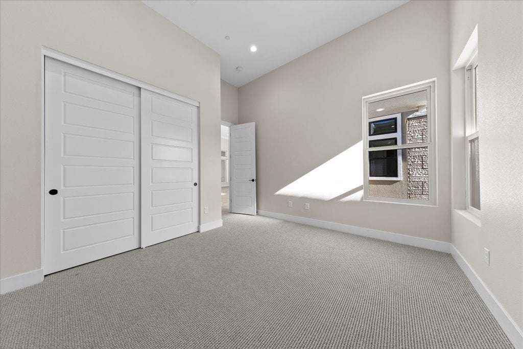 11000 Horizon Ledge Ave.