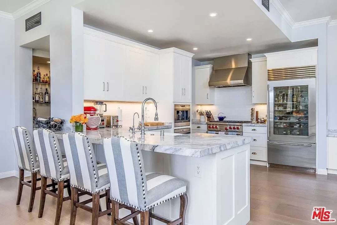 12115 San Vicente Blvd #406