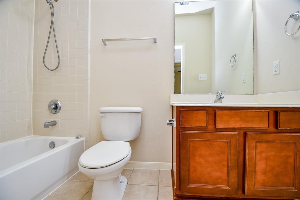21622 Crest Peak Wy