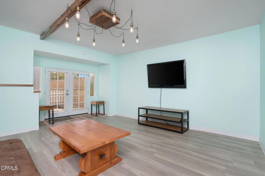 1527 Linda Rosa Ave