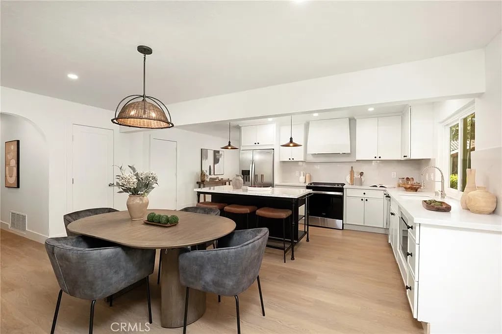 28225 Zurburan, Mission Viejo, CA 92692
