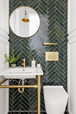 652B 1/2 Lafayette Avenue