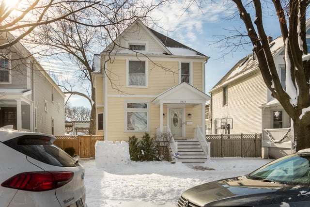 2023 W LELAND