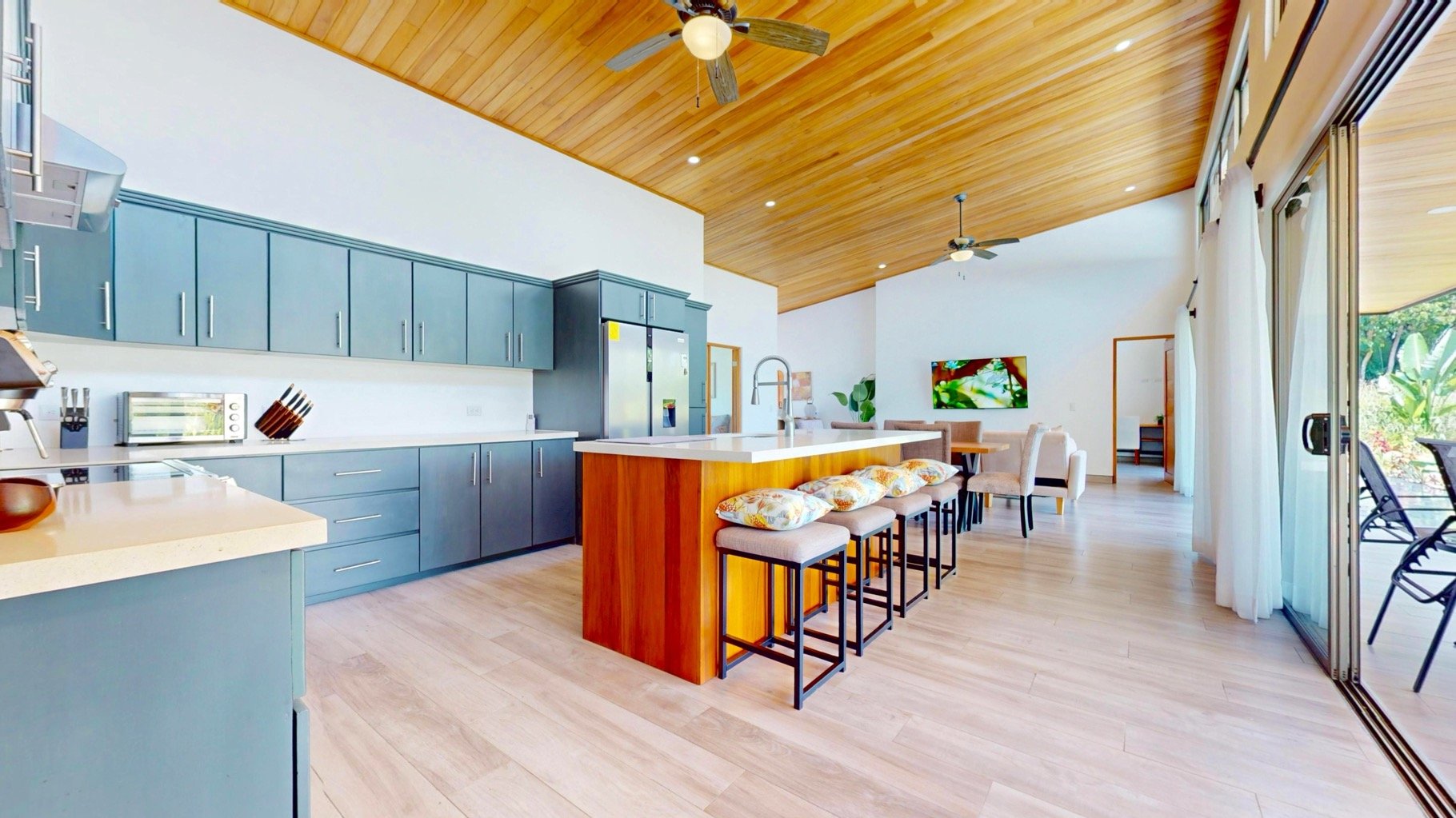 Modern 3-Bedroom Home with Pool in Gated Community, Ojochal, Costa Rica