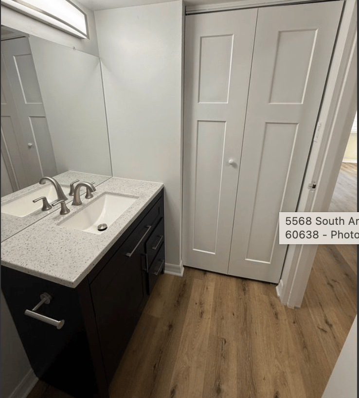 Midway, Chicago - Condo