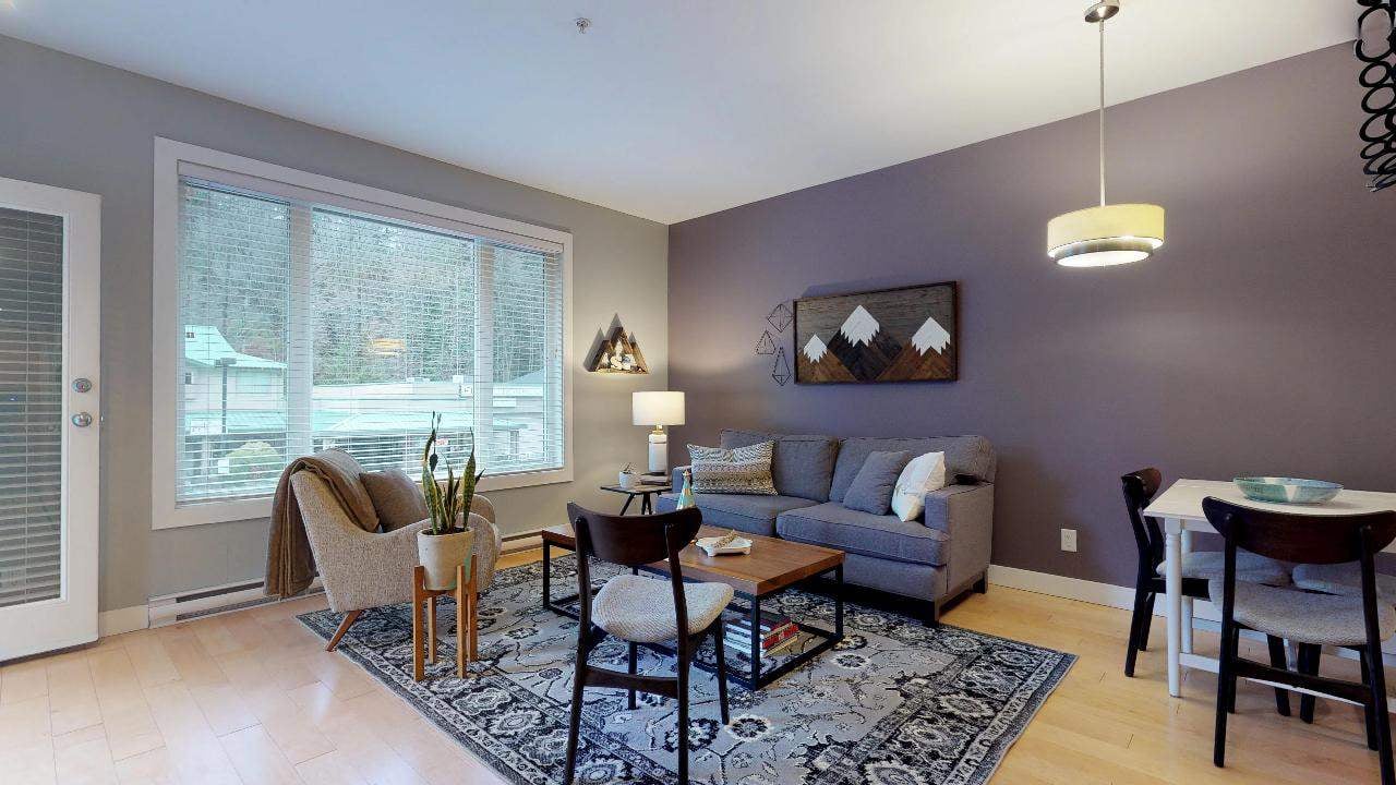 1909 Maple Dr, #205