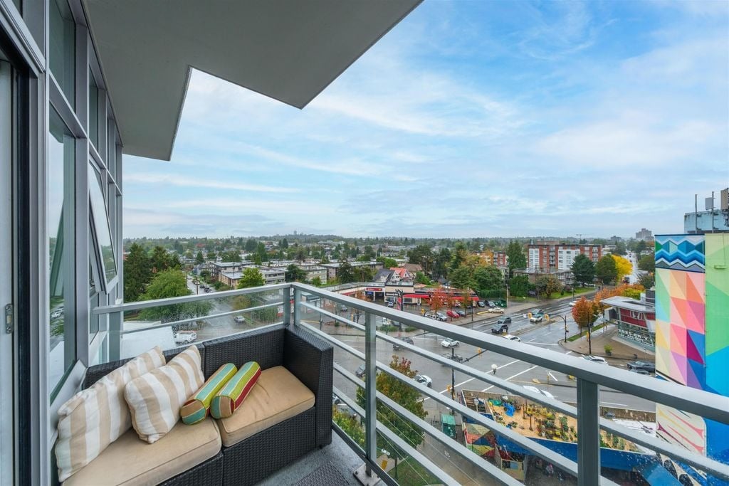 2788 Prince Edward St, #1003