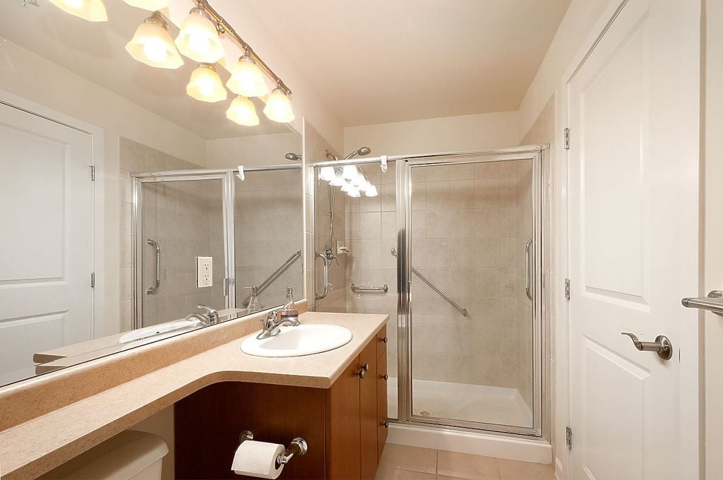 10180 153 St, #333