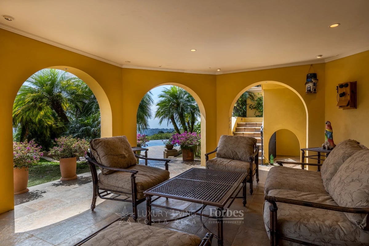 20090 - Luxurious Coffee Estate for Sale in the Mountains of Alajuela