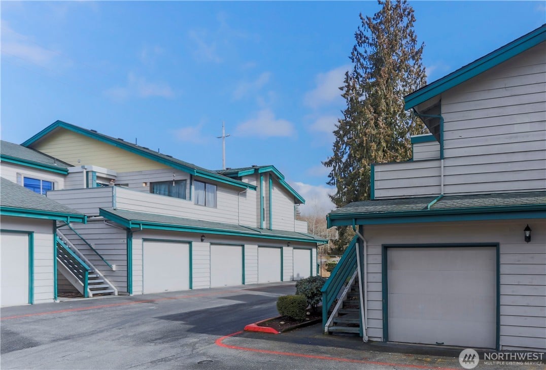 8407 18th Avenue W #3-207