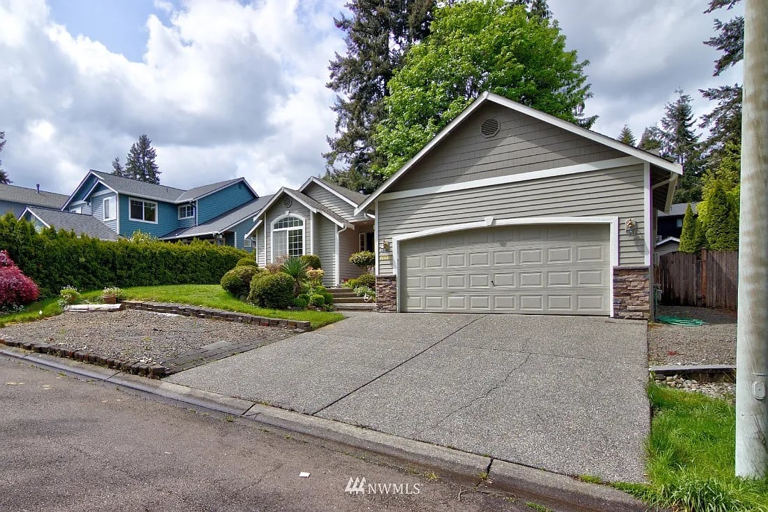 12816 30th Ave SE
