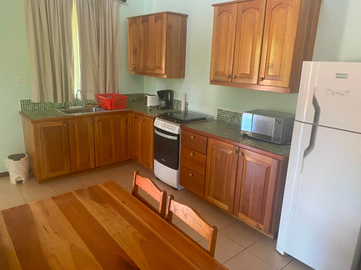 Turnkey Investment Property Near Playa Tortuga – Income-Generating Opportunity in Ojochal