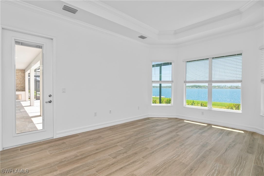 13896 Blue Bay Cir
