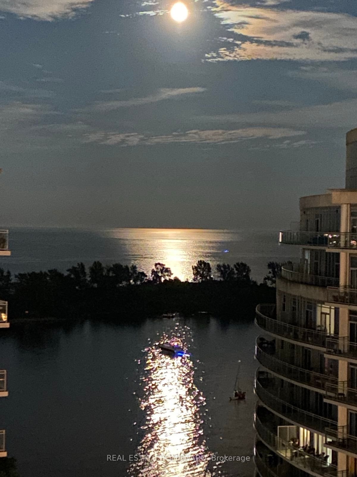 MIMICO LUXURY PENTHOUSE 