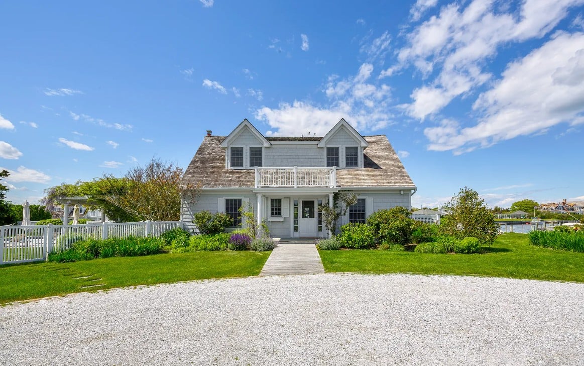 97 Dune Rd
