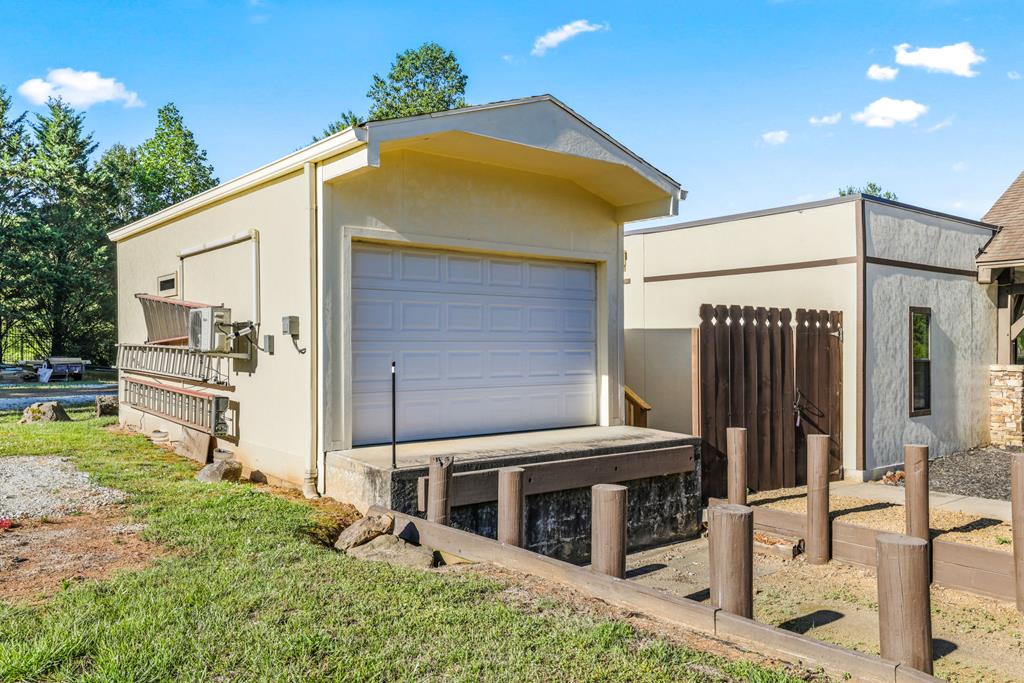 310 Terrell Rd