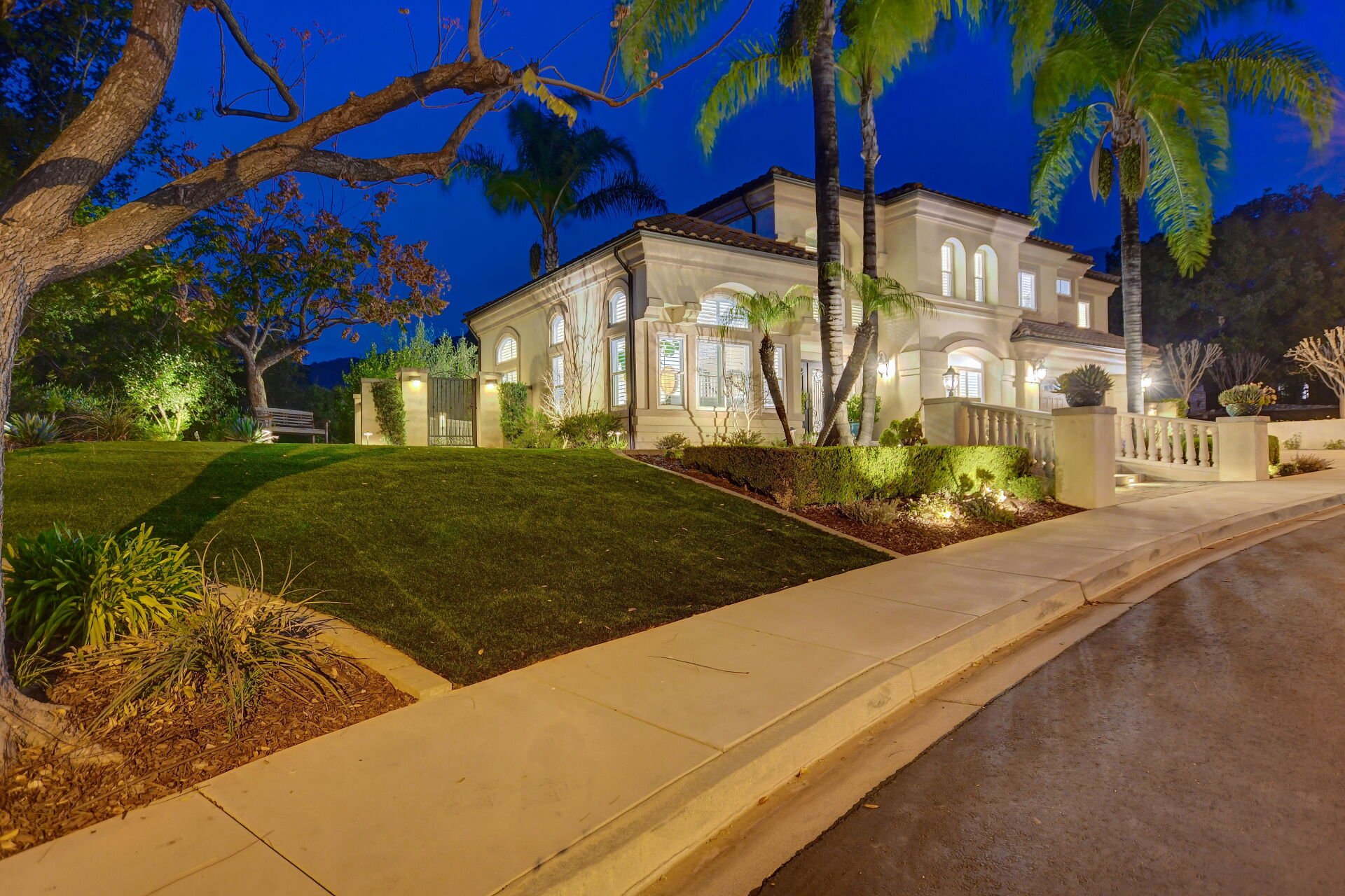 7179 Las Brisas