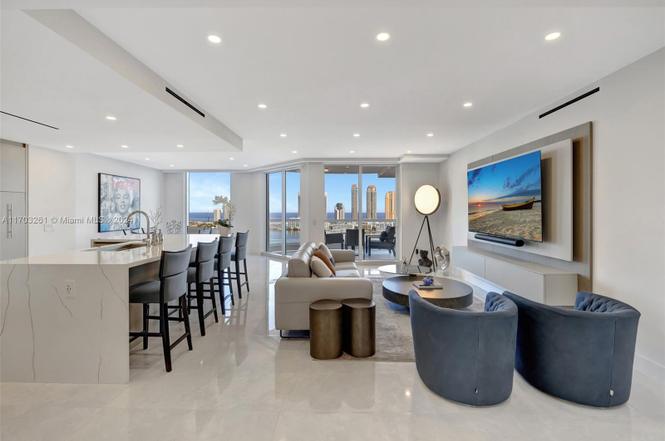 6000 Island Blvd #2304