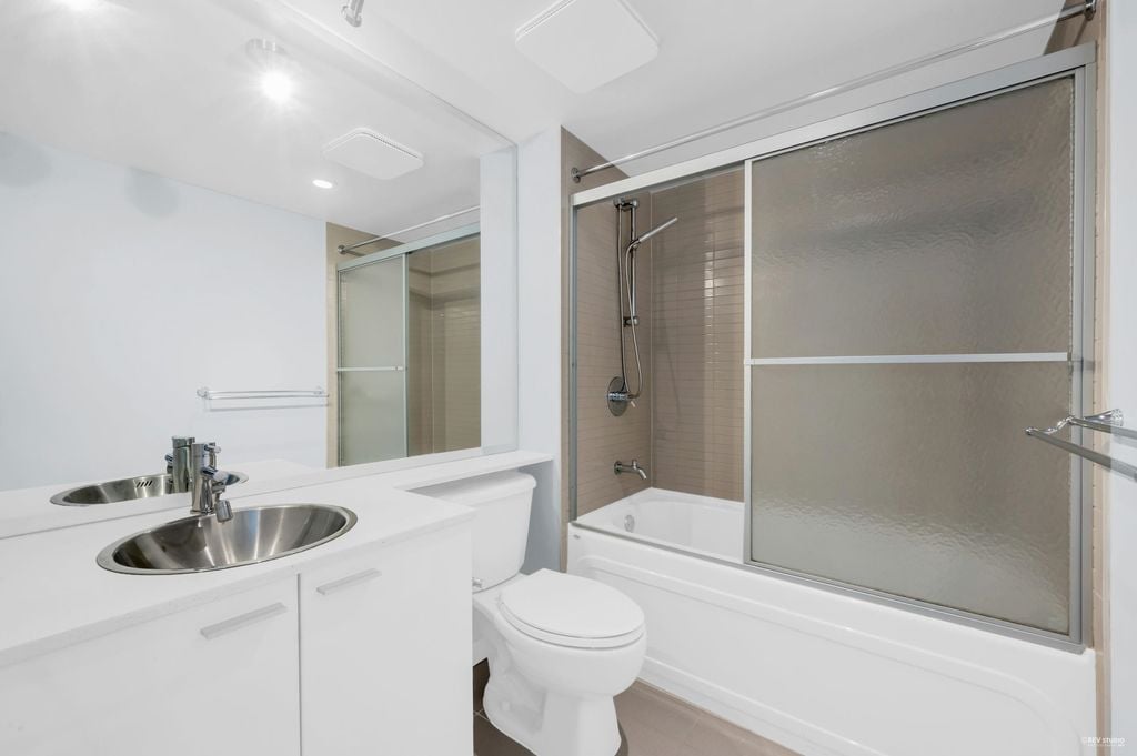 111 W Georgia St, #509
