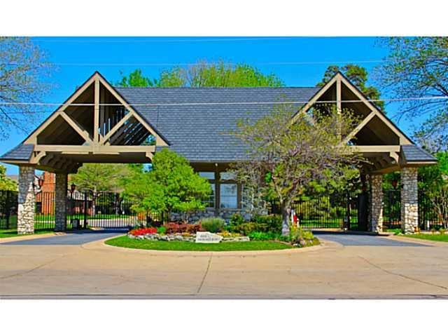 Stonebridge Estates — Gated Lakefront Luxury Home on Lake Overholser - Wyatt Poindexter - The Agency Yukon