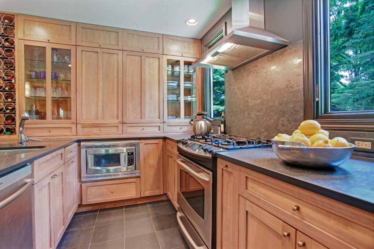 108 Shady Oak Dr