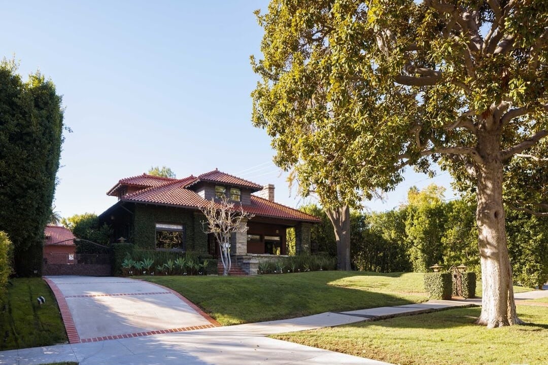 Aurora House